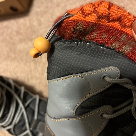 - Dr. Scholls Lace Up Alpine Winter Boots, color: Gray & Orange, Womens 7 … - Picture 13 of 14